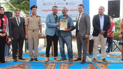 جامعة المنصورة تحتفل باليوم العالمي للعصا البيضاء