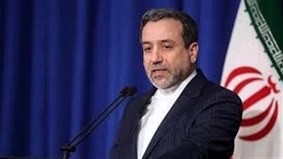 عراقجي يلتقي مسئول بحركة أنصار الله في مسقط 