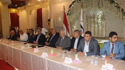 محافظ القليوبية يشهد بمركز التنميه الشبابيه بمدينه العبور لقاء بمواطني مدن العبور والعبور الجديدة والخصوص والخانكة