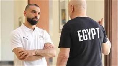 أحمد صالح: أؤيد قرار إراحة محمد صلاح أمام موريتانيا