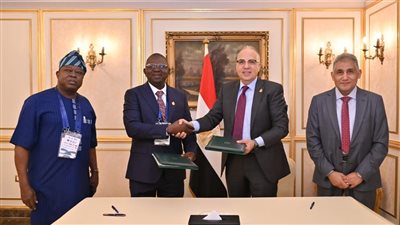 توقيع مذكرة تعاون بين الري ونيجيريا الاتحادية في إدارة الموارد المائية 