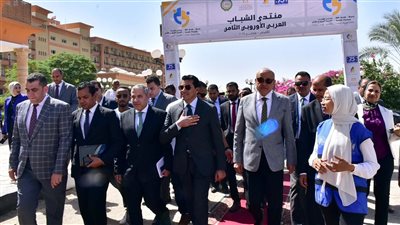 بمشاركة 40 دولة.. وزير الشباب ومحافظ الأقصر يفتتحان منتدي الشباب العربي الأوروبي 