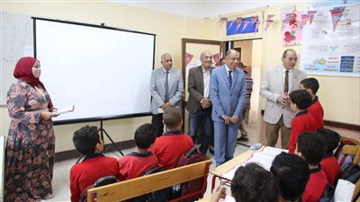 محافظ المنيا: مبادرة “بداية ” تعتمد على التنمية البشرية 