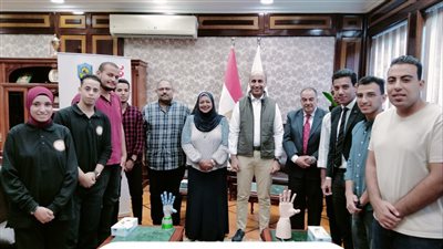 أصحاب المركز الثاني بمبادرة المشروعات الخضراء يعبرون عن سعادتهم لإستقبال رئيس جامعة دمنهور