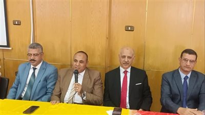 دور الطلاب في جهود محو الأمية وتعليم الكبار ندوة بآثار سوهاج