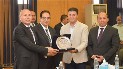 عميد طب القاهرة: تطوير مستشفيات قصر العيني سيكون تاريخيًا 