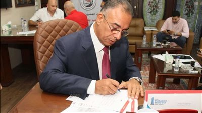 عمرو مصيلحي يهنئ أعضاء اتحاد السلة بحصولهم على عضويات الاتحاد العربي