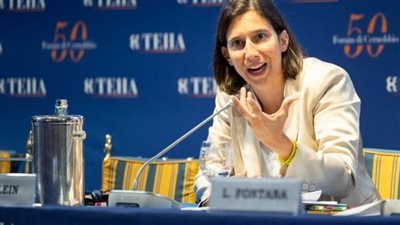 زعيمة الحزب الديمقراطي الإيطالي تدعو لفرض حظر شامل على الأسلحة لإسرائيل