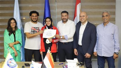 تكريم ملك محمد بطلة العالم للكاراتيه بسموحة 