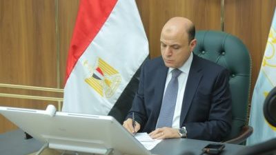 محافظ كفر الشيخ يعتمد التعريفة الجديدة لسيارات الأجرة 