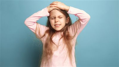  أدوية شهيرة تصيب الأطفال بنوبات صرع قاتلة تسبب الوفاة أحيانًا.. تحذير للآباء والأمهات