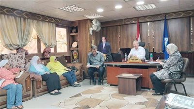 وكيل تعليم دمياط يبحث آليات التقييمات الشهرية 