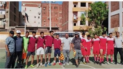 فريق كرة القدم لمدارس الصم وضعاف السمع بقنا يحرز المركز الثاني 