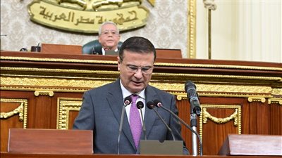 وزير الزراعة يستعرض خطة استغلال الأصول وجهود علاج أزمة الأسمدة ومكافحة الآفات