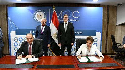 توقيع 4 مذكرات تفاهم واتفاقيات تعاون بين قطاع  البترول والشركات العالمية (تفاصيل)