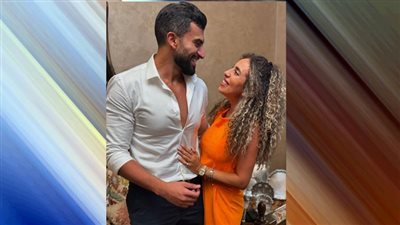 منة عدلى القيعى تكشف تفاصيل علاقتها بخطيبها: 