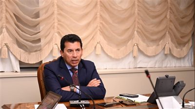 وزارة الرياضة تعلن إنهاء أزمة ثلاثي الزمالك.. رسميًا