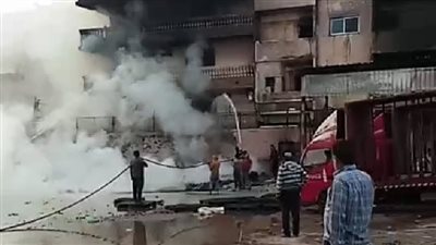 اخماد حريق نشب في مخزن تابع لشركة مشروبات غازية بالشرقية