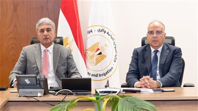 وزير الري : مراعاة المعايير الفنية للحفاظ على القطاع المائى للنهر وحماية جسوره