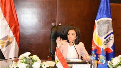 محافظ البحيرة تعقد اجتماع مع  الصحفيين.. لهذا السبب 