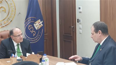 توطين صناعة الخامات الدوائية بالتعاون مع الشركة العربية الإفريقية