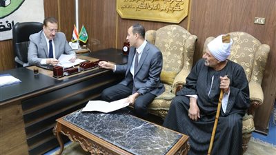 محافظ المنوفية يكلف الصحة بتنظيم قوافل علاجية مجانية لأهالي عزبة دودو 