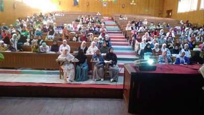 التربية للطفولة المبكرة بالمنيا تعقد ندوه بعنوان 