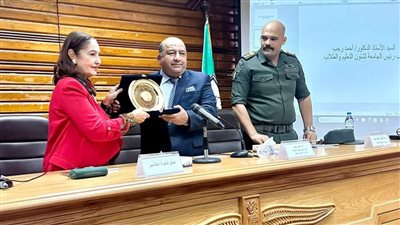 ندوة توعوية بجامعة القاهرة حول الهجرة غير الشرعية والاتجار بالبشر