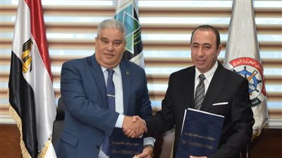 جامعة برج العرب التكنولوجية توقع بروتوكول تعاون مع القابضة للنقل البحري