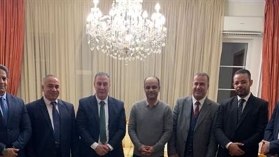 سفير القاهرة ببلغاريا يستقبل وفد عمال مصر.. استثمارات وتبادل فرص العمل