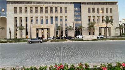 التعليم العالي تعلن فتح باب التقدم لمنح المرحلة الجامعية الأولى 