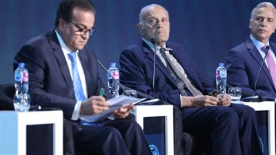 صحة قنا تشارك في الجلسات الحوارية التي تنظمها وزارة الصحة