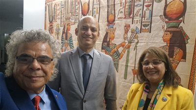 إنشاء مدرسة مصرية بألمانيا.. تفاصيل لقاء الملحق الثقافى المصري ورئيس بيت العائلة ببرلين