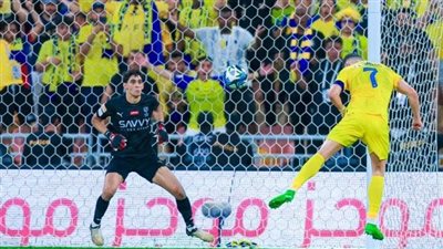 الفحص الطبي يحسم موقف ياسين بونو من المشاركة أمام النصر