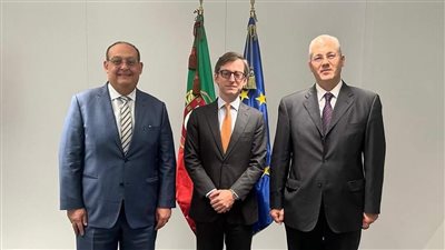 مصر والبرتغال تبحثان التعاون حول موضوعات الهجرة واللاجئين