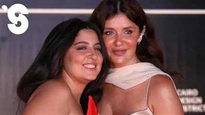 لأول مرة ..فنانين بصحبة أبنائهم على السجادة الحمراء بمهرجان الجونة السينمائى