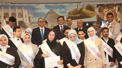 وزير الثقافة يُكرم الفائزين بجوائز مسابقة 