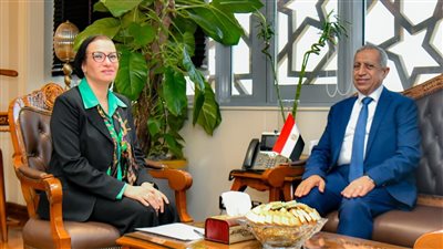 وزيرة البيئة تلتقى رئيس الأكاديمية العربية للعلوم والتكنولوجيا لبحث التعاون المشترك 