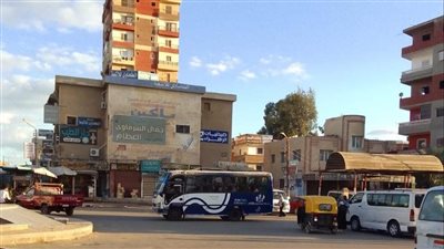 الدفع بـ4 أتوبيسات و86 سيارة سرفيس لنقل طلاب وأهالي بالحامول