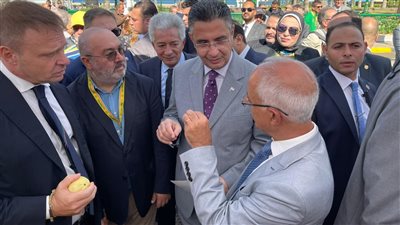 وزير التموين: 