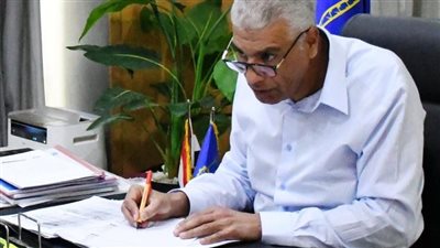أسوان تعتمد ترقية أعضاء هيئة التربية والتعليم للوظيفة الأعلى