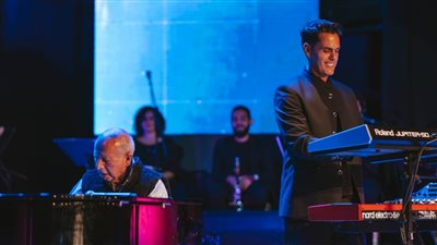 هاني شنودة ضيف شرف حفل هشام خرما في مسرح الجمهورية.. صور 