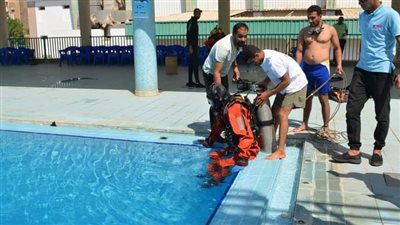 مياه قنا تعقد دورة تدريبية لدعم الغطاسين الجدد