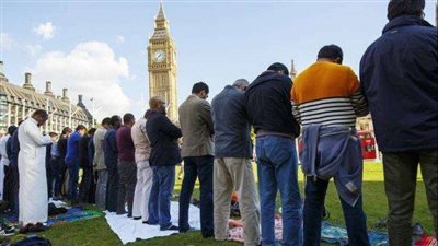 الاتحاد الأوروبي: نصف المسلمين في أوروبا يواجهون التمييز العنصري 