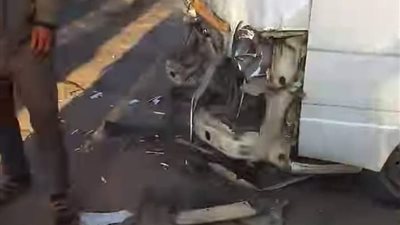 مصرع شخص وإصابة 7 آخرين في حادث تصادم سيارتين في الفيوم 