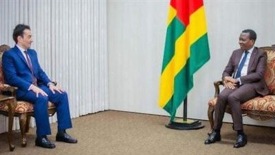 رئيس البرلمان التوجولي يستقبل السفير المصري