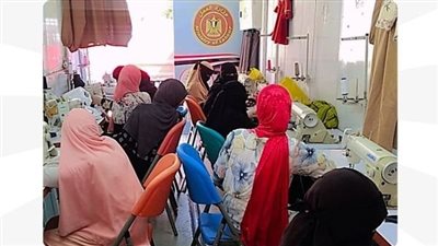 وزارة العمل تبدأ تنفيذ عدد من برامج التدريب لتأهيل الشباب في المنيا 