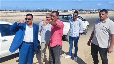 إنشاء موقف نموذجي لسيارات الأجرة بمدينة العلمين في مطروح 