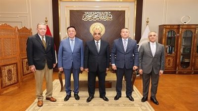 وزير العدل يستقبل سفير جمهورية كازاخستان بالقاهرة