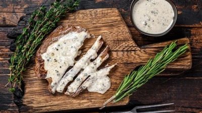 طريقة تحضير اللحمة بالصوص الأبيض